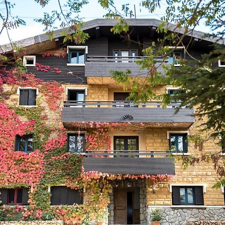 La Maison Des Cedres 알 아즈 외부 사진