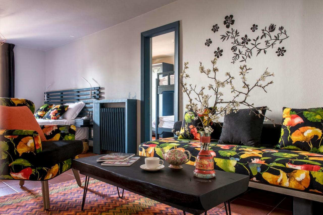 La Maison Des Cedres 알 아즈 외부 사진
